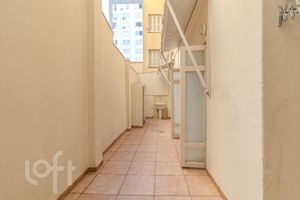 Image 33 - 829127