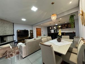 Image 4 - 829128