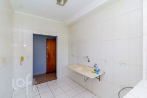 Image 20 - 829155
