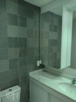 Image 19 - 829367