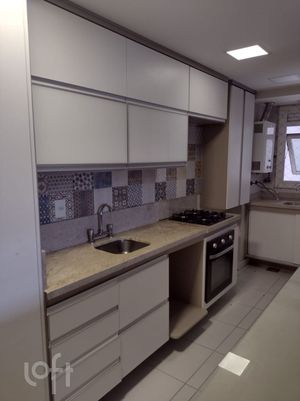 Image 5 - 829367