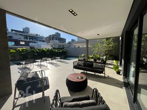Image 10 - 829442