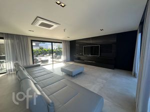 Image 21 - 829442