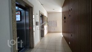 Image 10 - 829710
