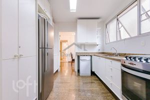 Image 32 - 829765
