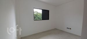 Image 4 - 829930