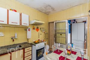 Image 28 - 829945