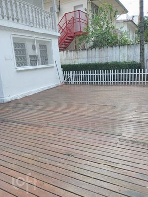 Image 18 - 829964