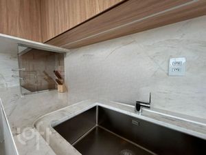 Image 21 - 830021