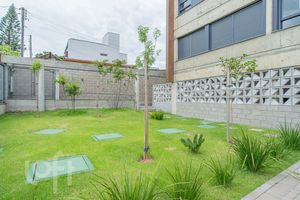 Image 23 - 830032