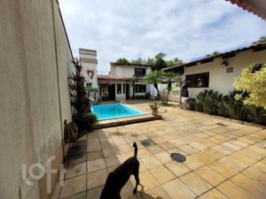 Image 19 - 830072