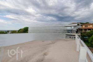 Image 9 - 830148