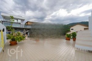 Image 34 - 830148