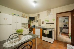 Image 3 - 830243