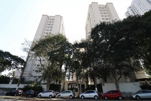 Image 10 - 830279