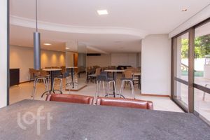 Image 32 - 830281