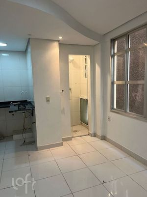 Image 16 - 830317