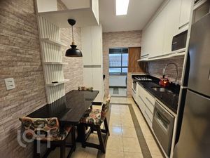 Image 4 - 830322