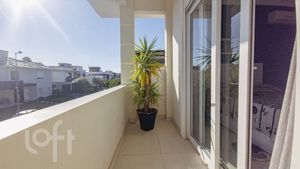 Image 19 - 830472