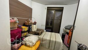 Image 17 - 830517