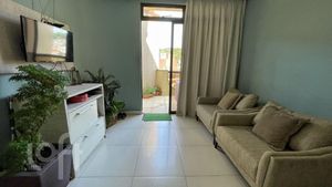 Image 21 - 830517