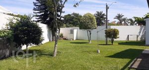 Image 6 - 830617