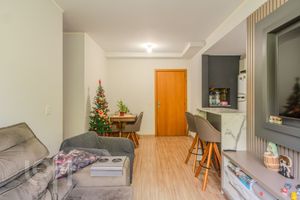 Image 28 - 830635
