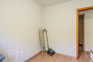 Image 38 - 830635