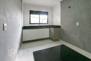 Image 3 - 830729