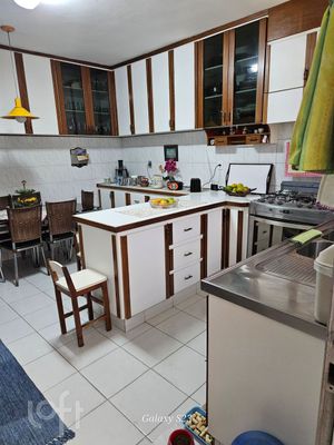 Image 7 - 830757