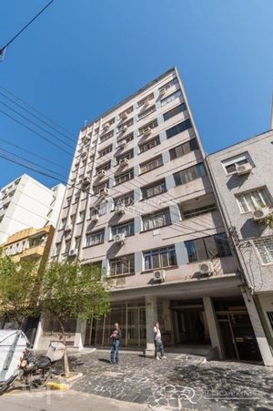 Image 8 - 830811