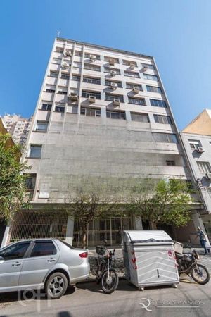 Image 7 - 830811