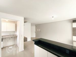 Image 17 - 830939