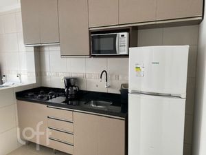 Image 4 - 830952