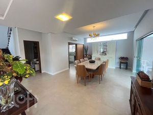 Image 4 - 831024