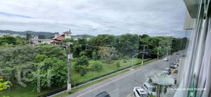 Image 8 - 831063