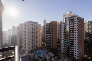 Image 4 - 831085