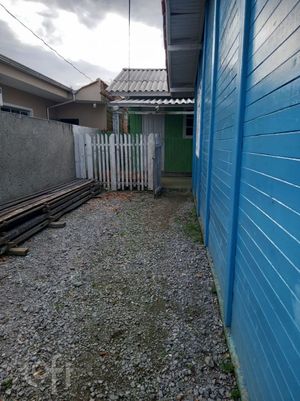 Image 6 - 831090