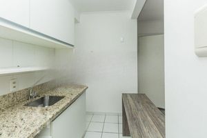 Image 6 - 831091