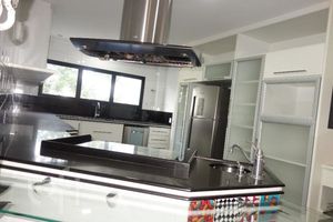 Image 19 - 831093