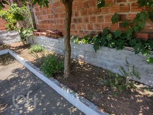 Image 6 - 831118