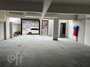 Image 9 - 831124