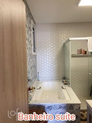 Image 4 - 831247
