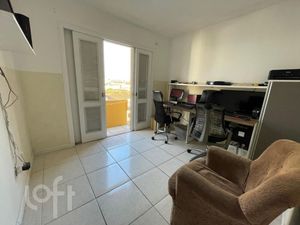 Image 3 - 831299