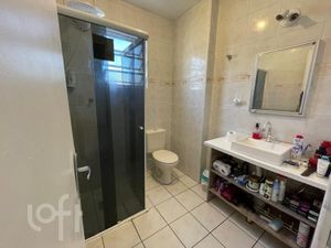 Image 8 - 831299