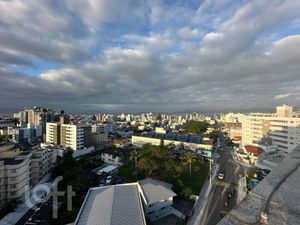 Image 13 - 831341