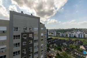 Image 4 - 831382