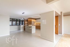 Image 9 - 831391