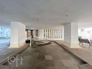 Image 52 - 831536