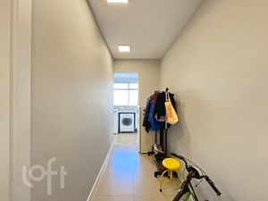 Image 39 - 831536